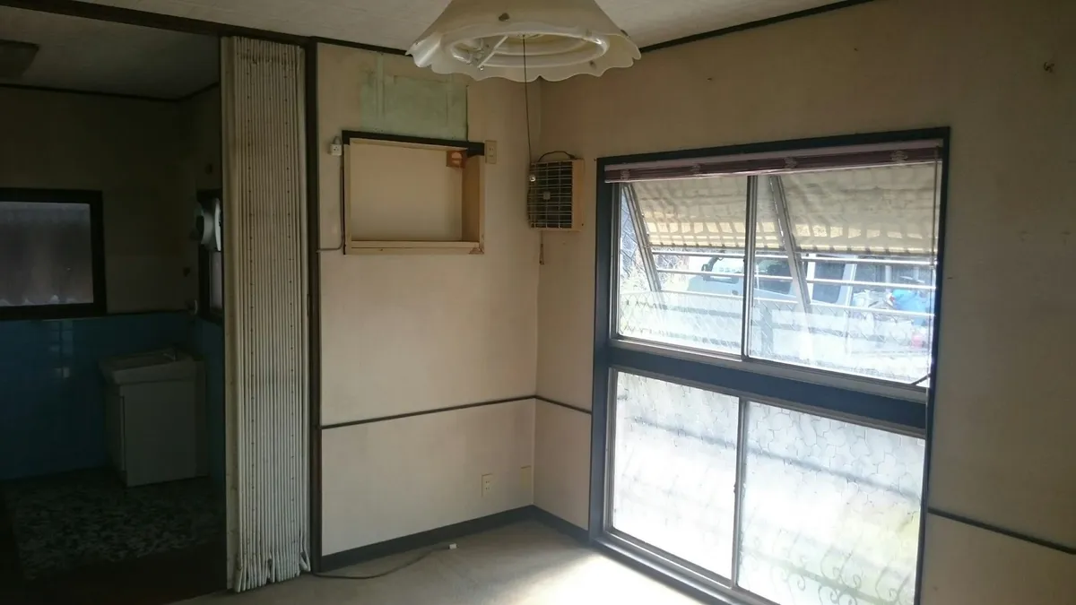遺品整理 作業後 一戸建て洋室