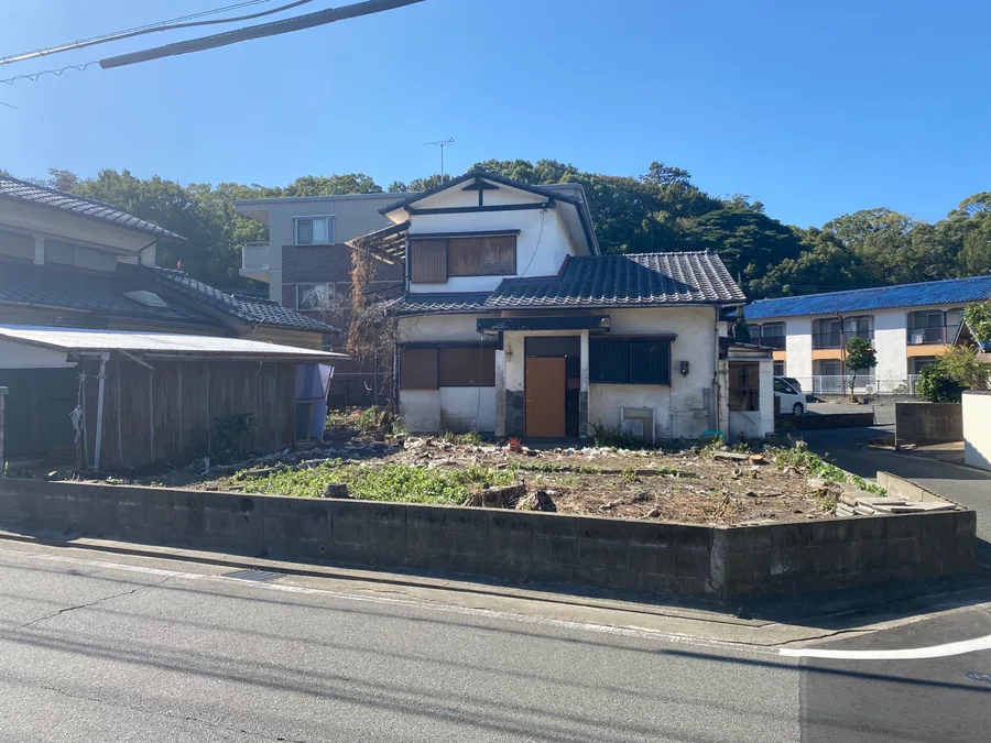 空き家解体 家財整理＋庭木伐採後 唐原